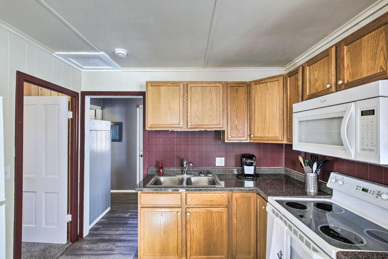 Quaint And Pet-Friendly Cabin On Shawano Lake! Екстериор снимка